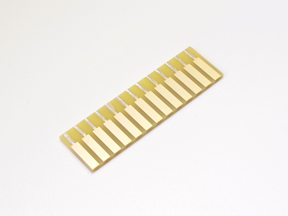 edge-connector-gold-1-940x705.jpg