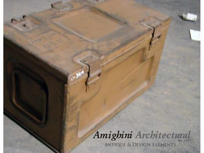 British Metal Ammo Box 03.jpg