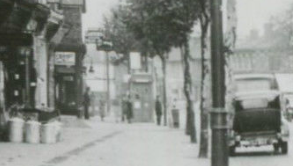 Z16--Brighton Road, South Croydon Box - c1935--Blowup.PNG