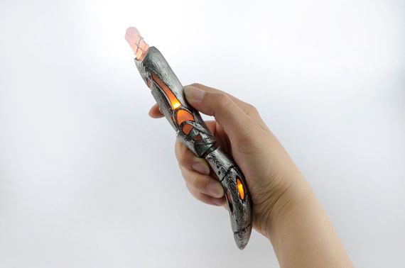 sonic-screwdriver-13th-doctor-toy.jpg