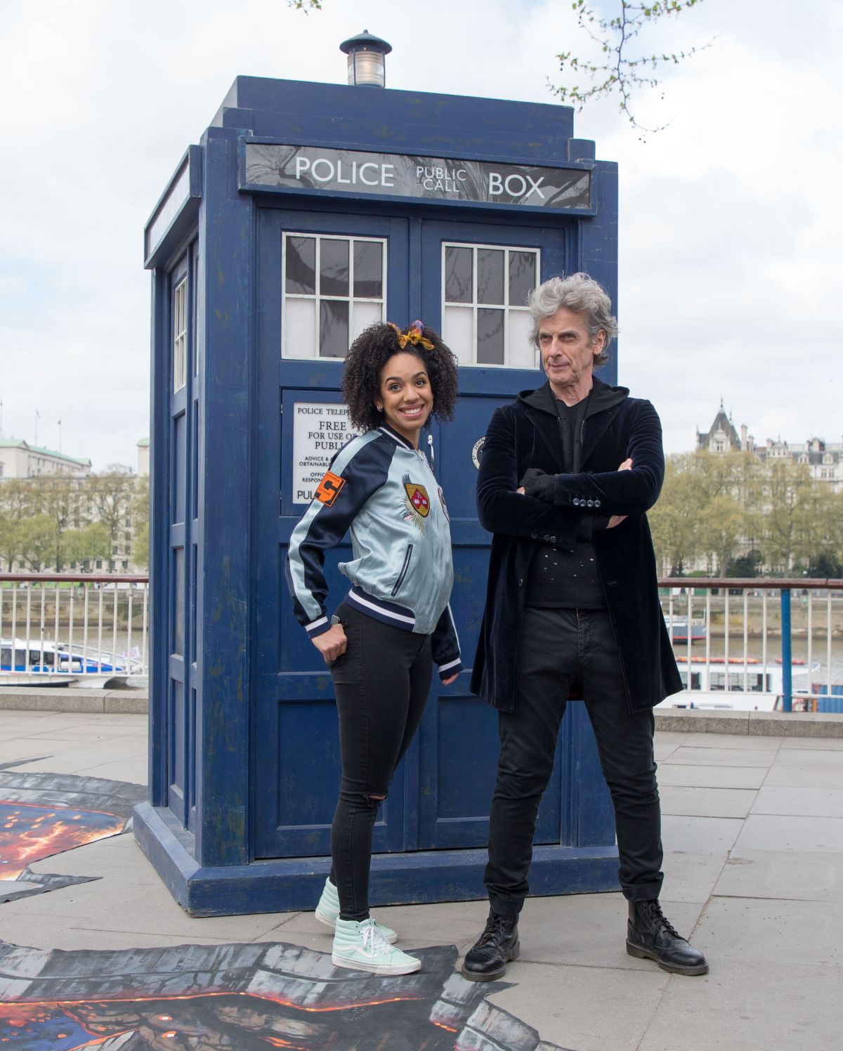 pearl-mackie-at-doctor-who-cast-promotions-at-southbank-04-12-2017_4.jpg