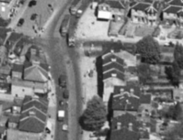 Z41--Norwood Road, Tulse Hill Box--aerial view--Blowup.JPG