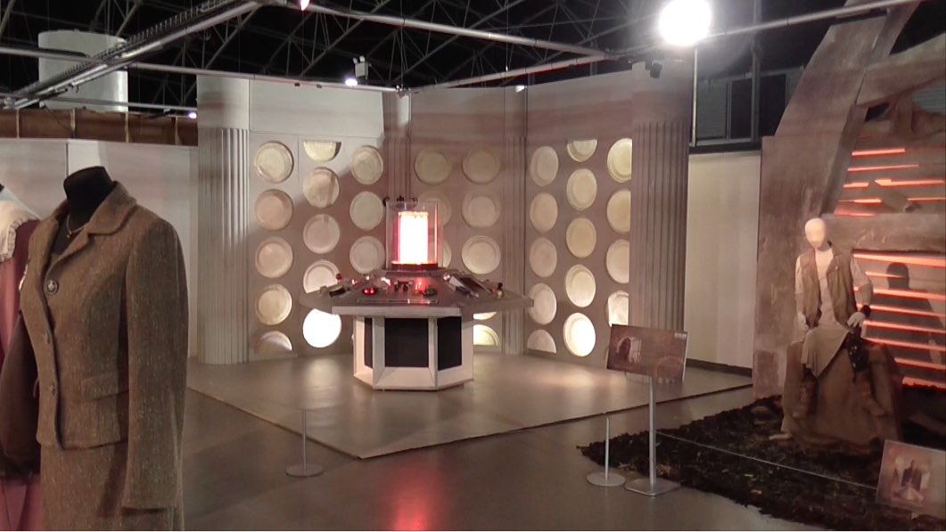 FOURTH & FIFTH Doctor's TARDIS Console at DWE.jpg