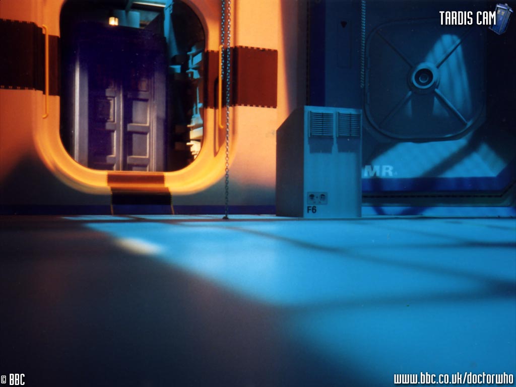 TARDIS_Cam_The_Submarine_Base_3.jpg