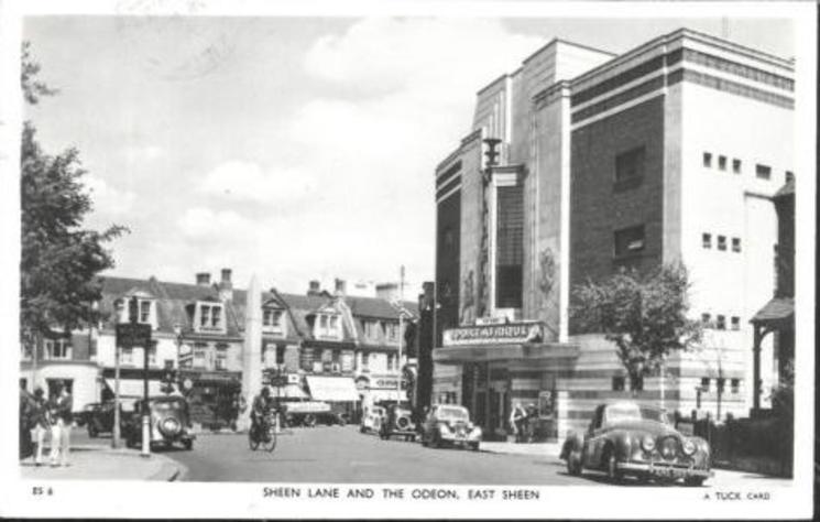 V15-Sheen_Lane_and_the_Odeon-c1956-(listed_as_First_Use_12-Oct-1953).jpg