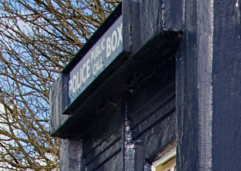 Avoncroft Glasgow Open Door 2--Left Sign Box Vents Crop.jpg