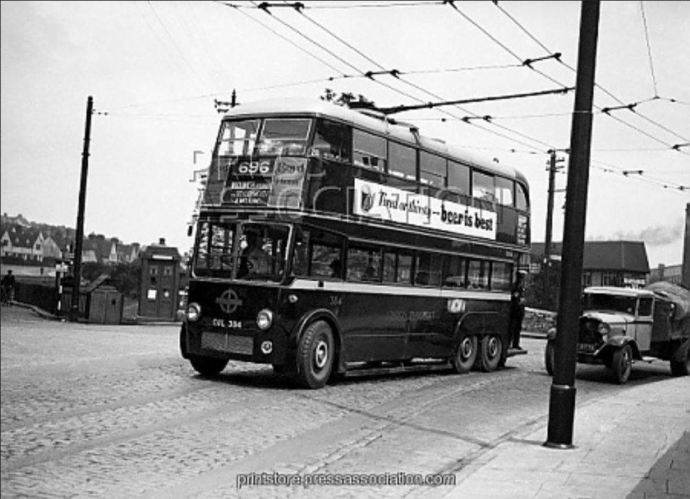 Crayford_Road_Crayford_Way_Box-R34-Bus-uncropped-(cAug1936).JPG