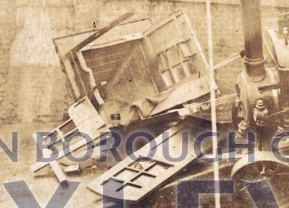 Crayford_Bridge_Box-R34-(Nov1907Accident-Pic1)-FullCloseup.JPG