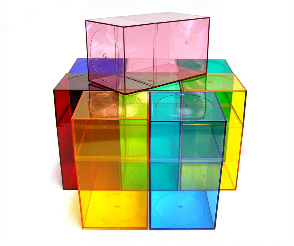 Plastic_Box_Colored_M105-xl.jpg